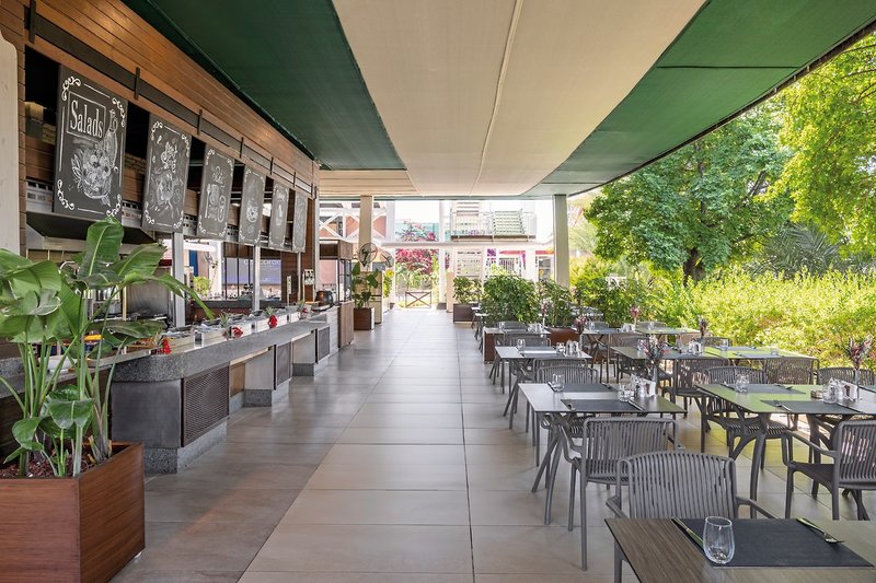 Concorde De Luxe Resort 17