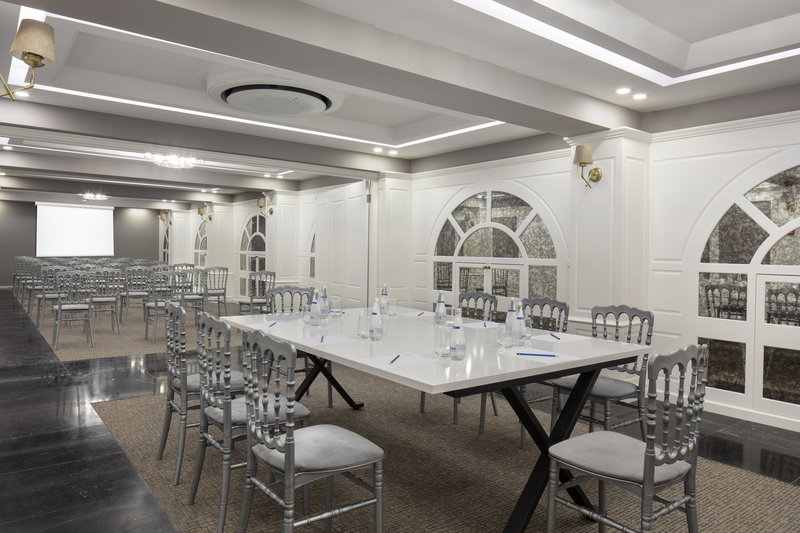 Blue Marlin Deluxe Spa & Resort 11