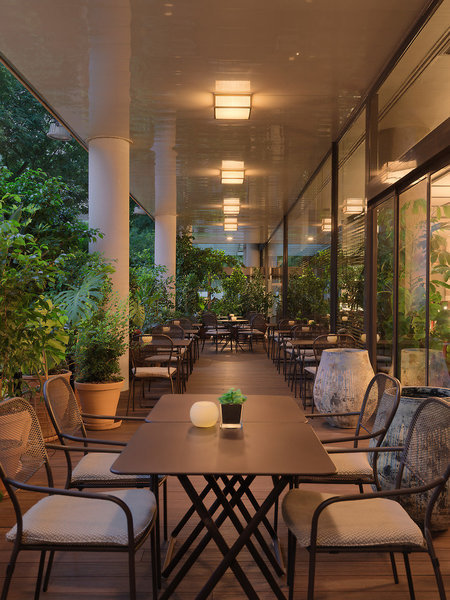 H10 Marina Barcelona 8