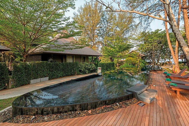 Khao Lak Wanaburee 34