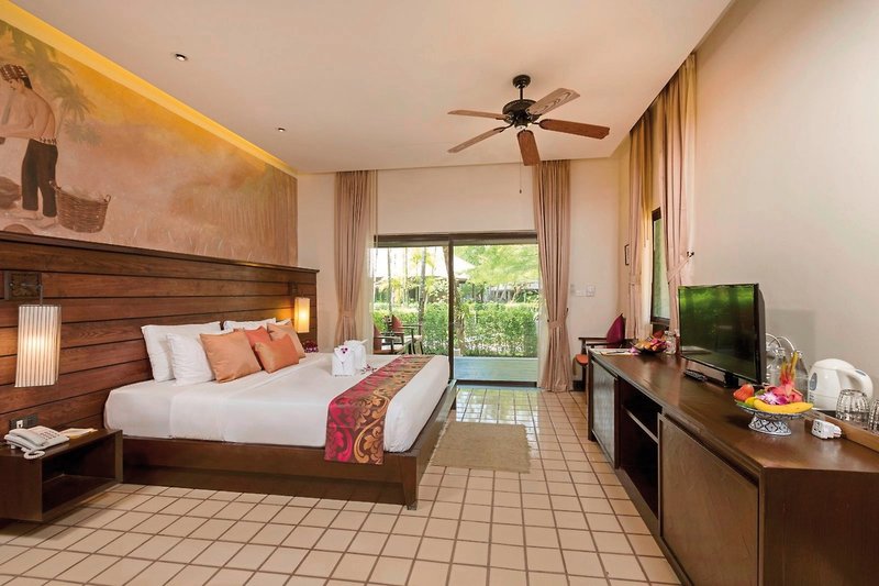 Khao Lak Wanaburee 2