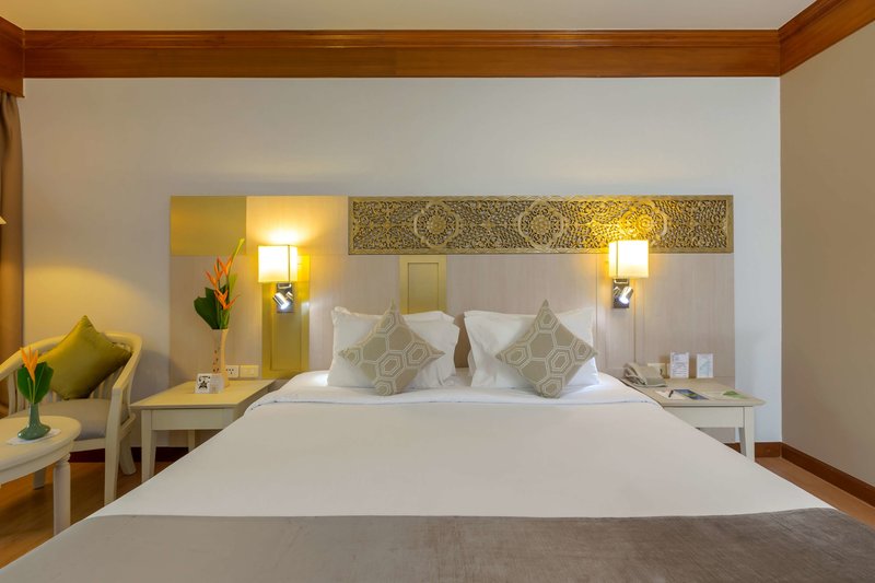 Best Western Premier Bangtao Beach Resort & Spa 10