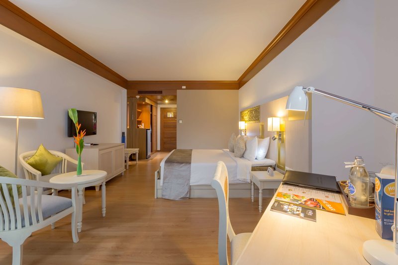 Best Western Premier Bangtao Beach Resort & Spa 12