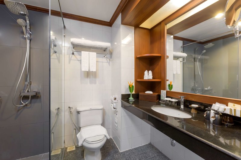 Best Western Premier Bangtao Beach Resort & Spa 23