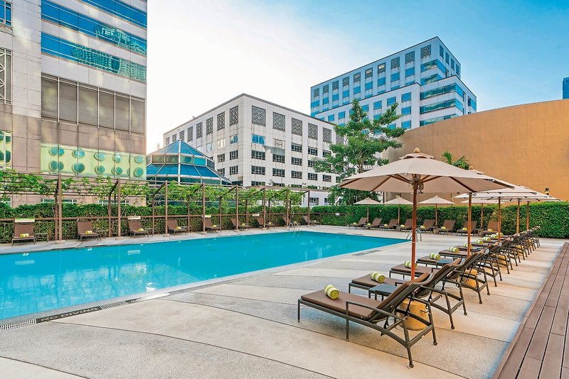 Holiday Inn Silom Bangkok 1