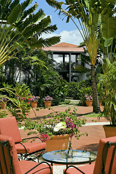 Hodelpa Nicolás de Ovando 4