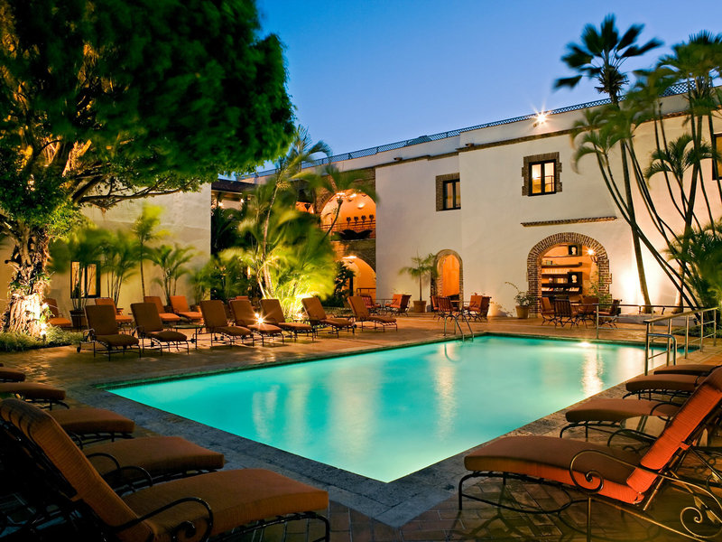 Hodelpa Nicolás de Ovando 14