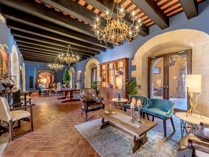 Hodelpa Nicolás de Ovando 18