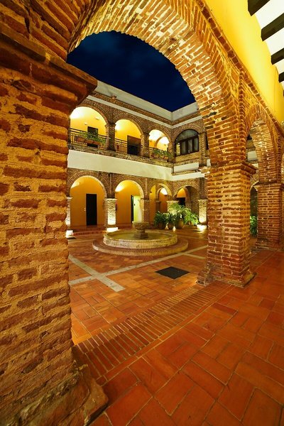 Hodelpa Nicolás de Ovando 25