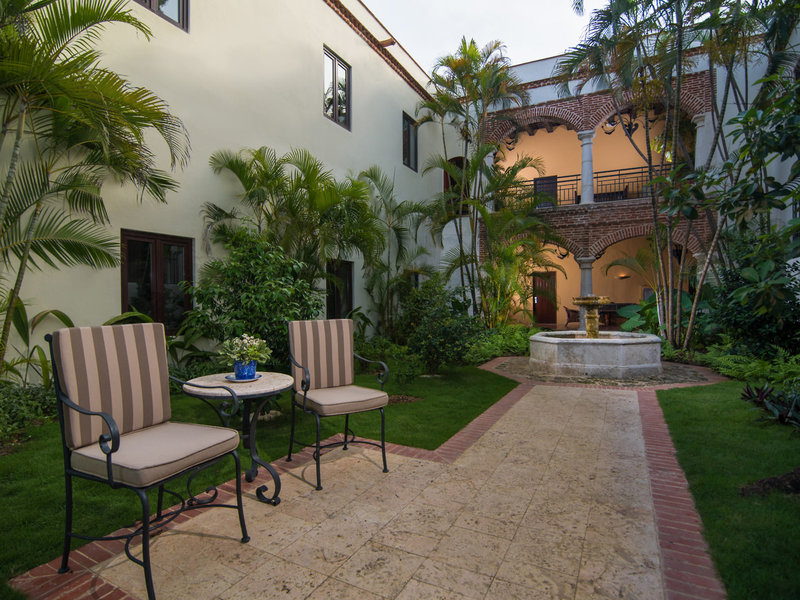 Hodelpa Nicolás de Ovando 44