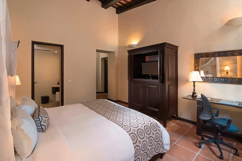 Hodelpa Nicolas de Ovando 6