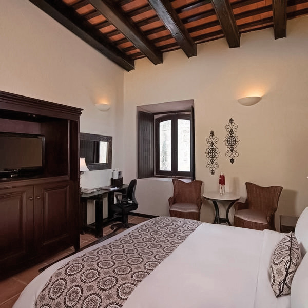 Hodelpa Nicolas de Ovando 7