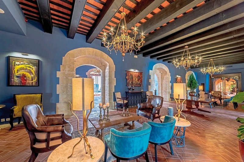 Hodelpa Nicolás de Ovando 11