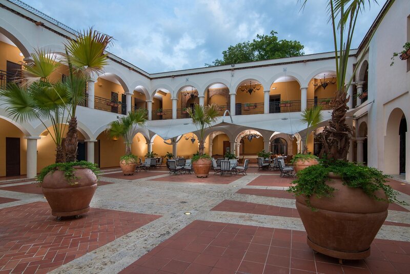Hodelpa Nicolás de Ovando 5