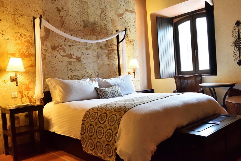 Hodelpa Nicolas de Ovando 36