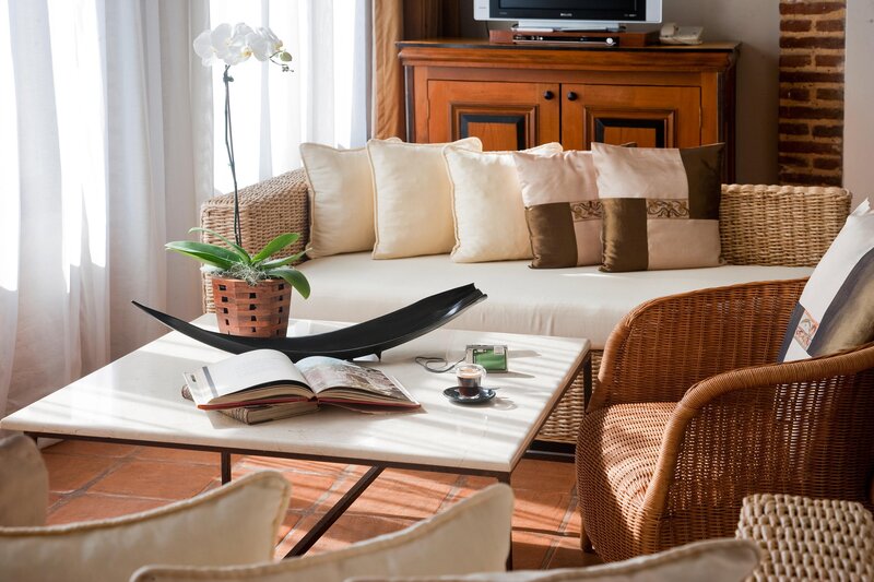 Hodelpa Nicolas de Ovando 46