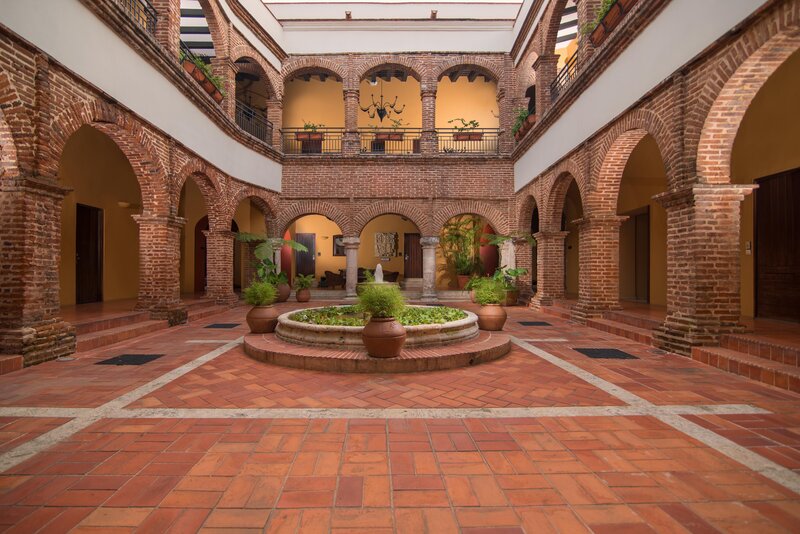 Hodelpa Nicolas de Ovando 53