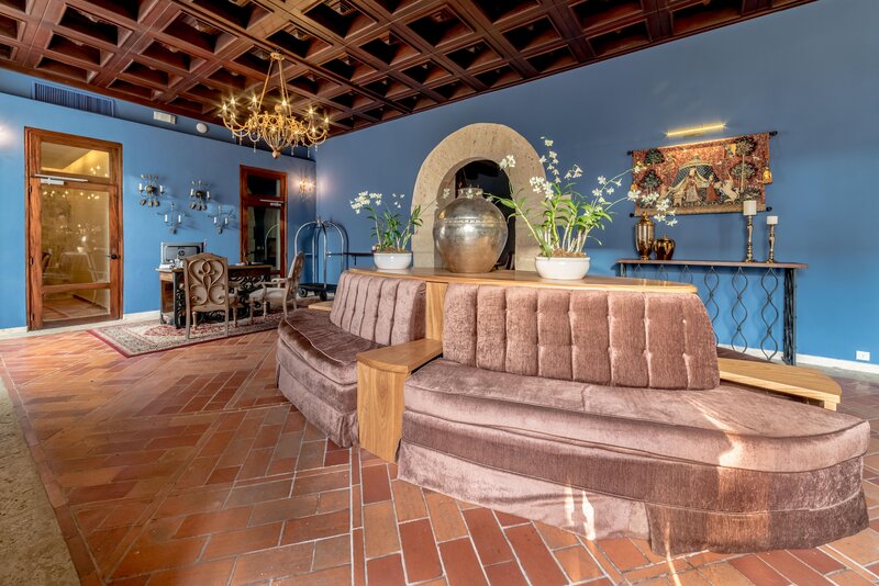 Hodelpa Nicolas de Ovando 55