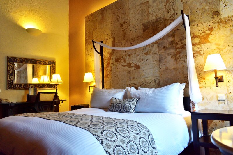 Hodelpa Nicolás de Ovando 32