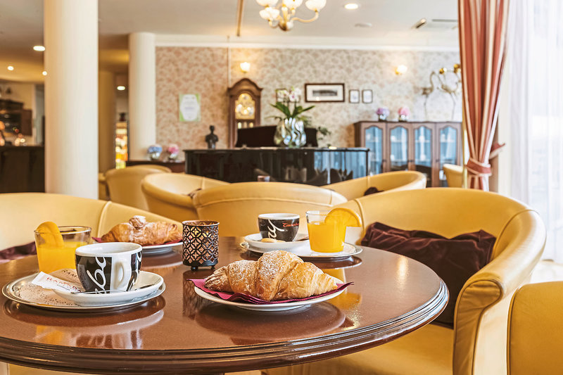 Ramada Hotel & Suites Kranjska Gora 19 - Restaurant