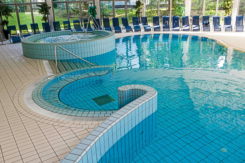 Ramada Hotel & Suites Kranjska Gora 21 - Indoor Pool