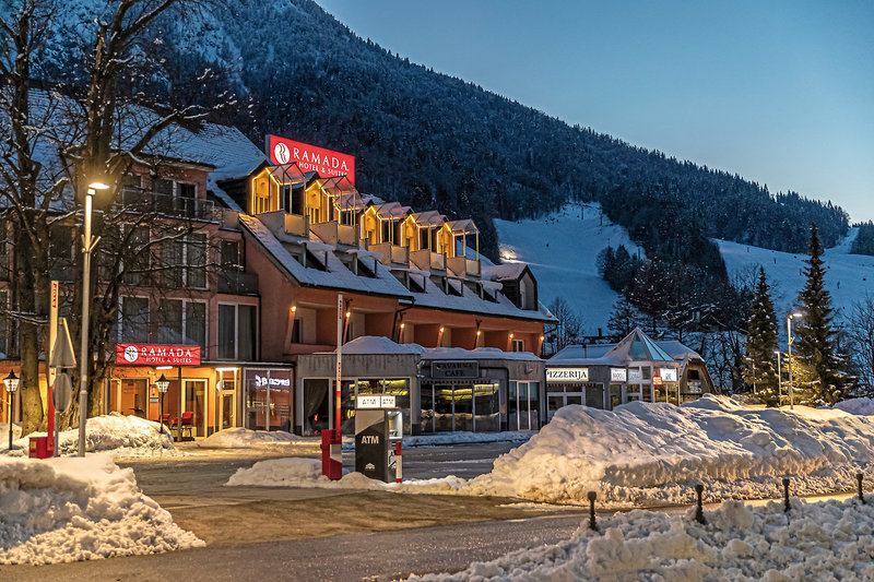 Ramada Hotel & Suites Kranjska Gora 28 - Exterior