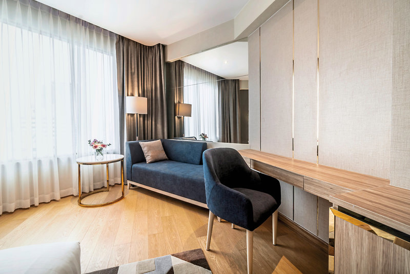 Rembrandt Hotel 4