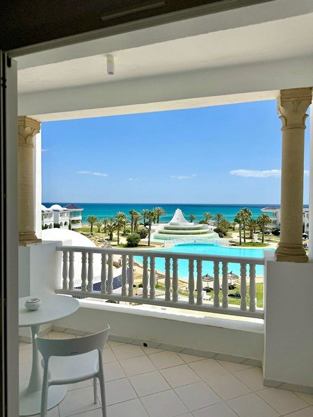 Golden Tulip Taj Sultan 11