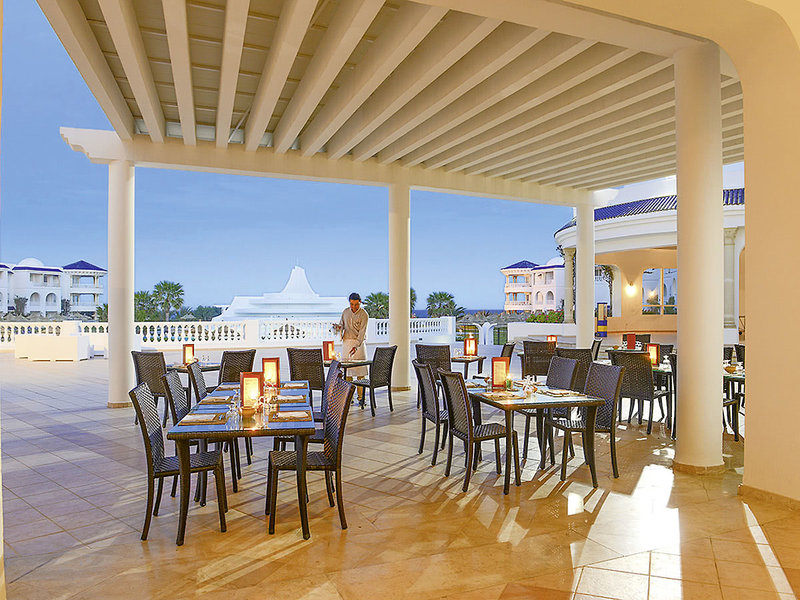 Golden Tulip Taj Sultan 6