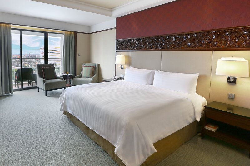 Shangri La Bangkok Hotel 11