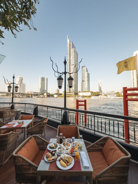 Shangri La Bangkok Hotel 20