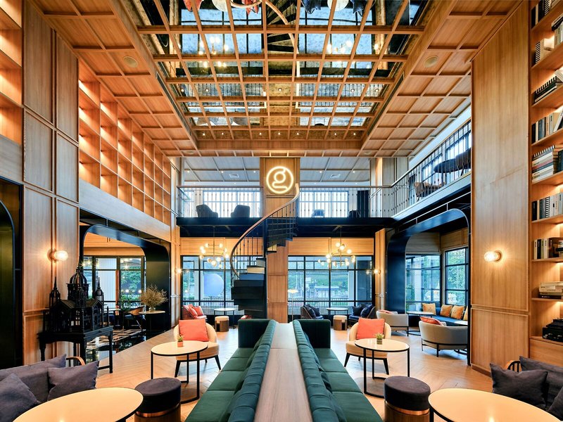 Graph Hotel Bangkok 8