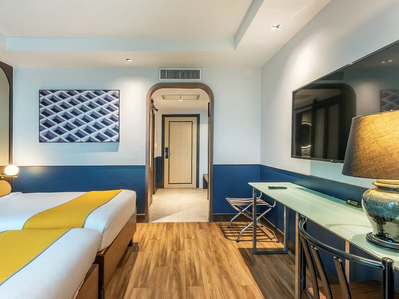 Graph Hotel Bangkok 38