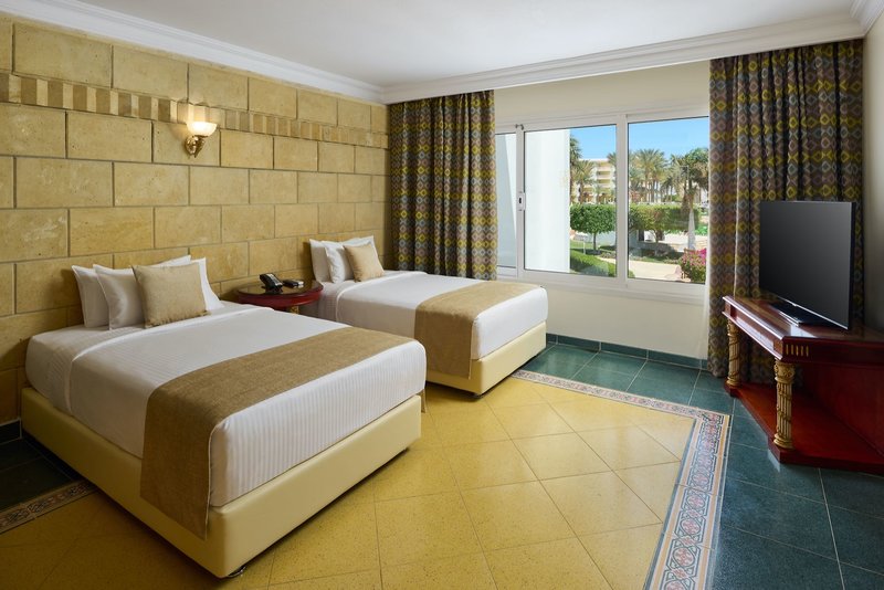 SENTIDO Palm Royale 33