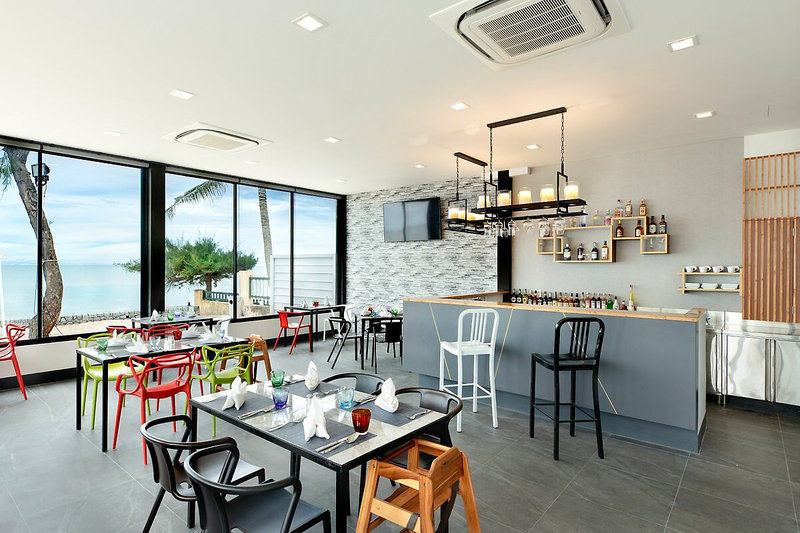 Centara Life Cha-Am Beach Resort Hua Hin 10