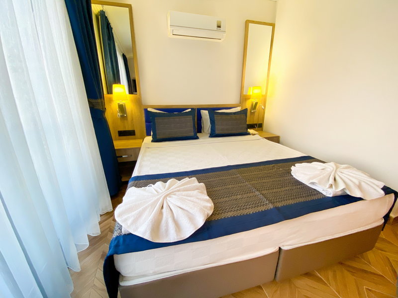 Relax Beach Hotel 16