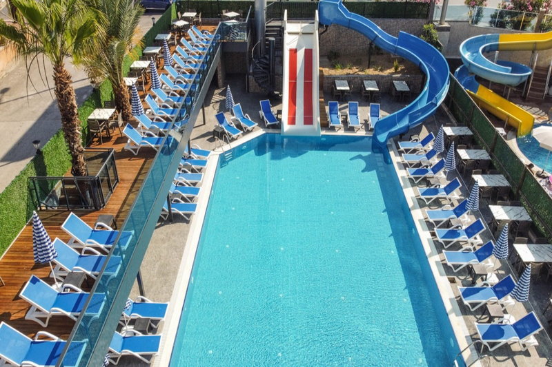 Relax Beach Hotel 6