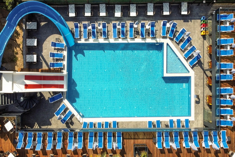 Relax Beach Hotel 3