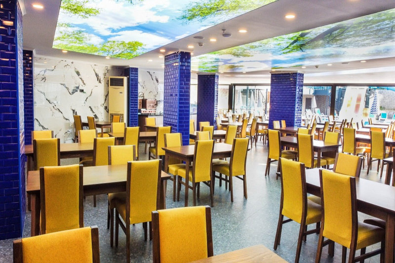 Relax Beach Hotel 5