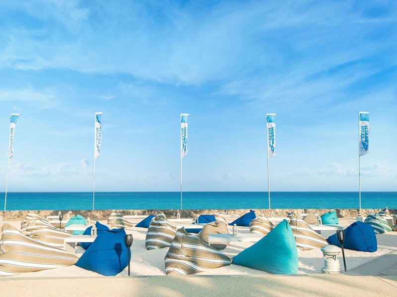 Novotel Hua Hin Cha Am Beach Resort and Spa 8