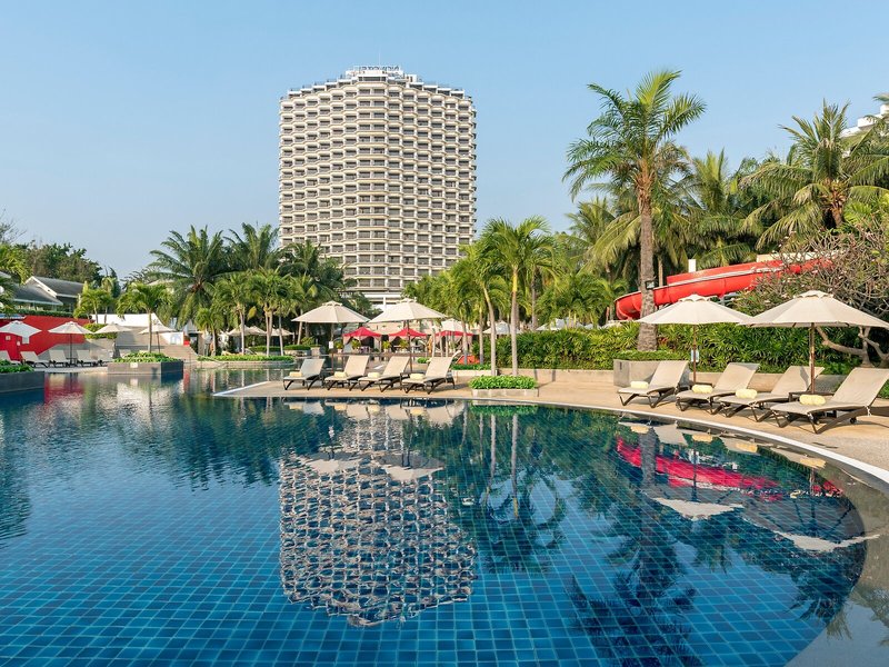 Novotel Hua Hin Cha Am Beach Resort and Spa 14