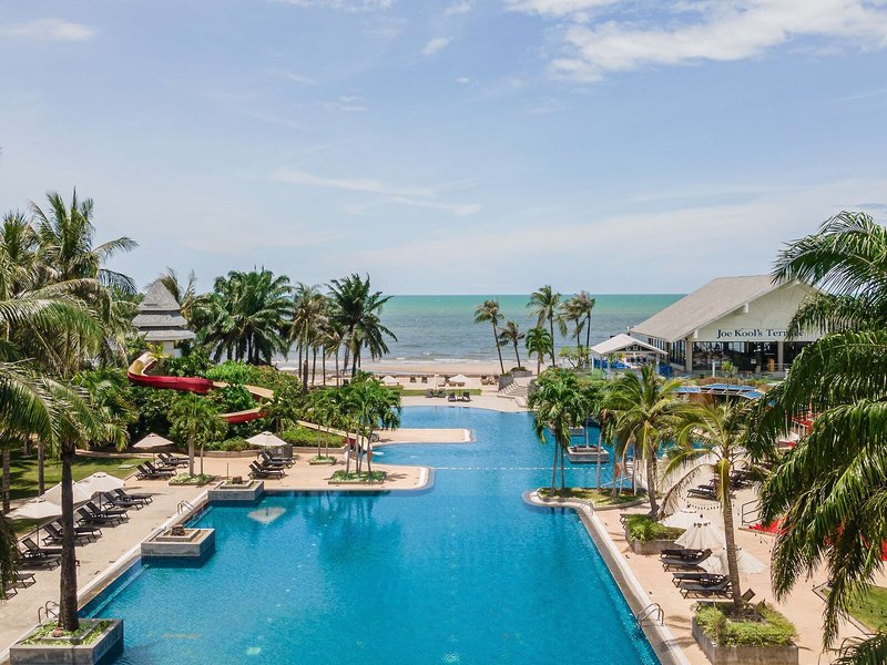 Novotel Hua Hin Cha Am Beach Resort and Spa 16