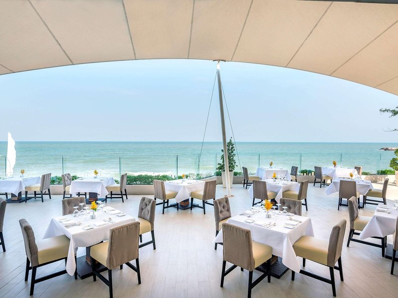 Novotel Hua Hin Cha Am Beach Resort and Spa 29
