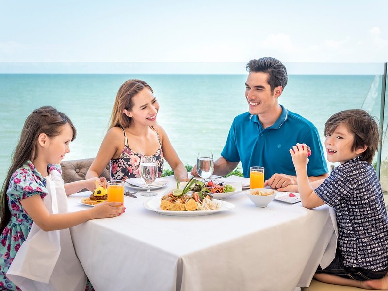 Novotel Hua Hin Cha Am Beach Resort and Spa 32