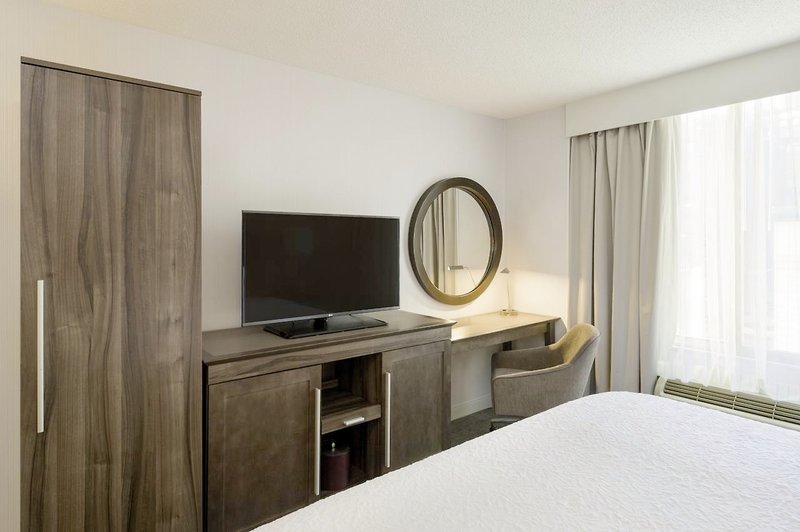 Hampton Inn Manhattan-Chelsea 7