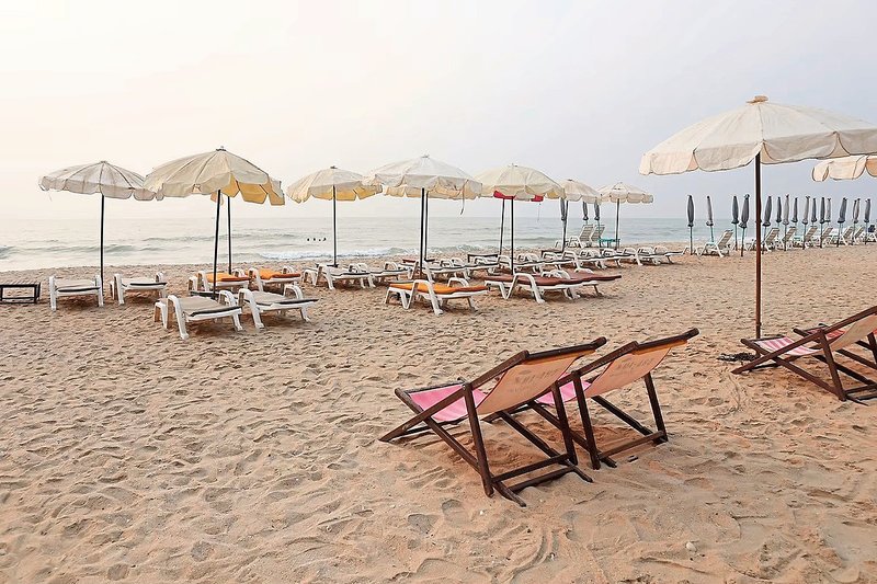 Long Beach Cha Am Resort 3