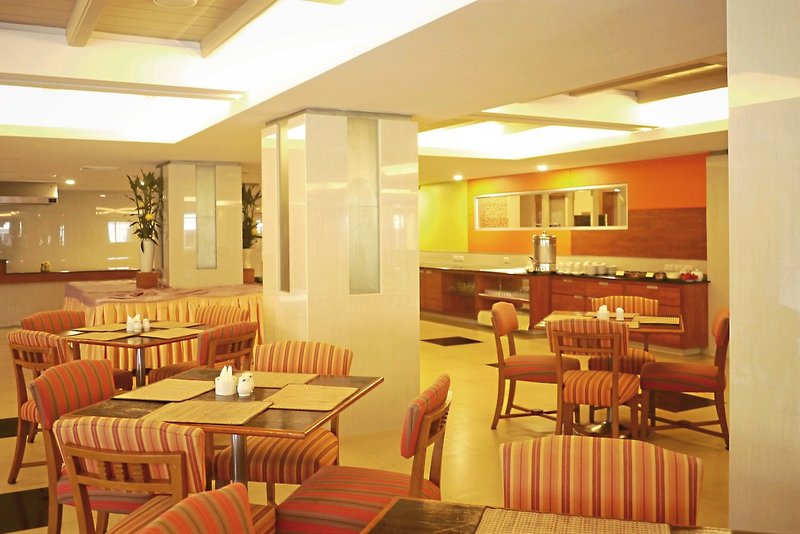 Long Beach Cha Am Resort 10