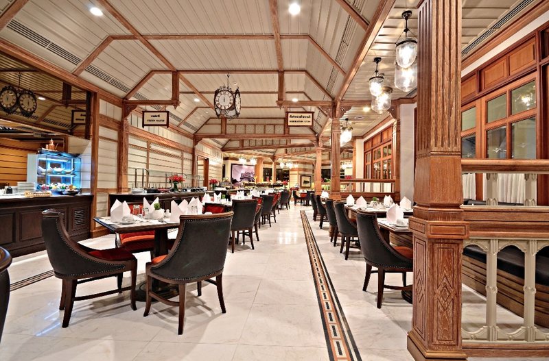 Centara Grand Beach Resort & Villas Hua Hin 11