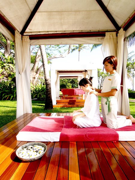 Centara Grand Beach Resort & Villas Hua Hin 23