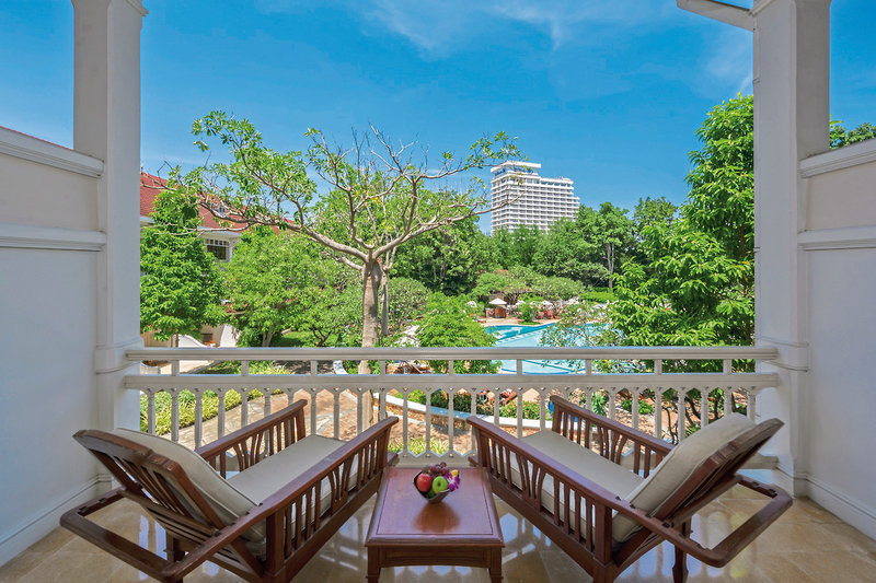 Centara Grand Beach Resort & Villas Hua Hin 8